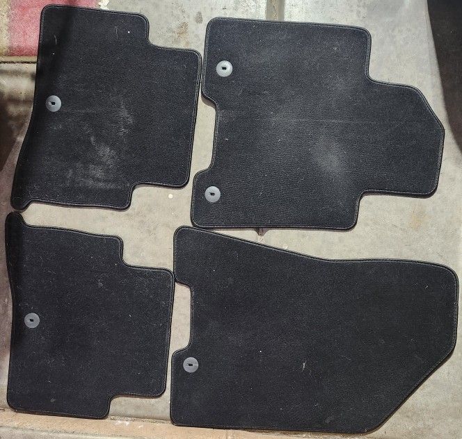 2018 Nissan Altima Floor Mats