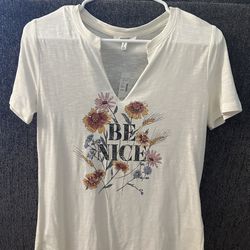 Maurice’s T-Shirt - New With Tags - Size XS 