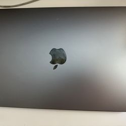 2022 MacBook Air 13” M2 – Excellent Condition – 256GB 