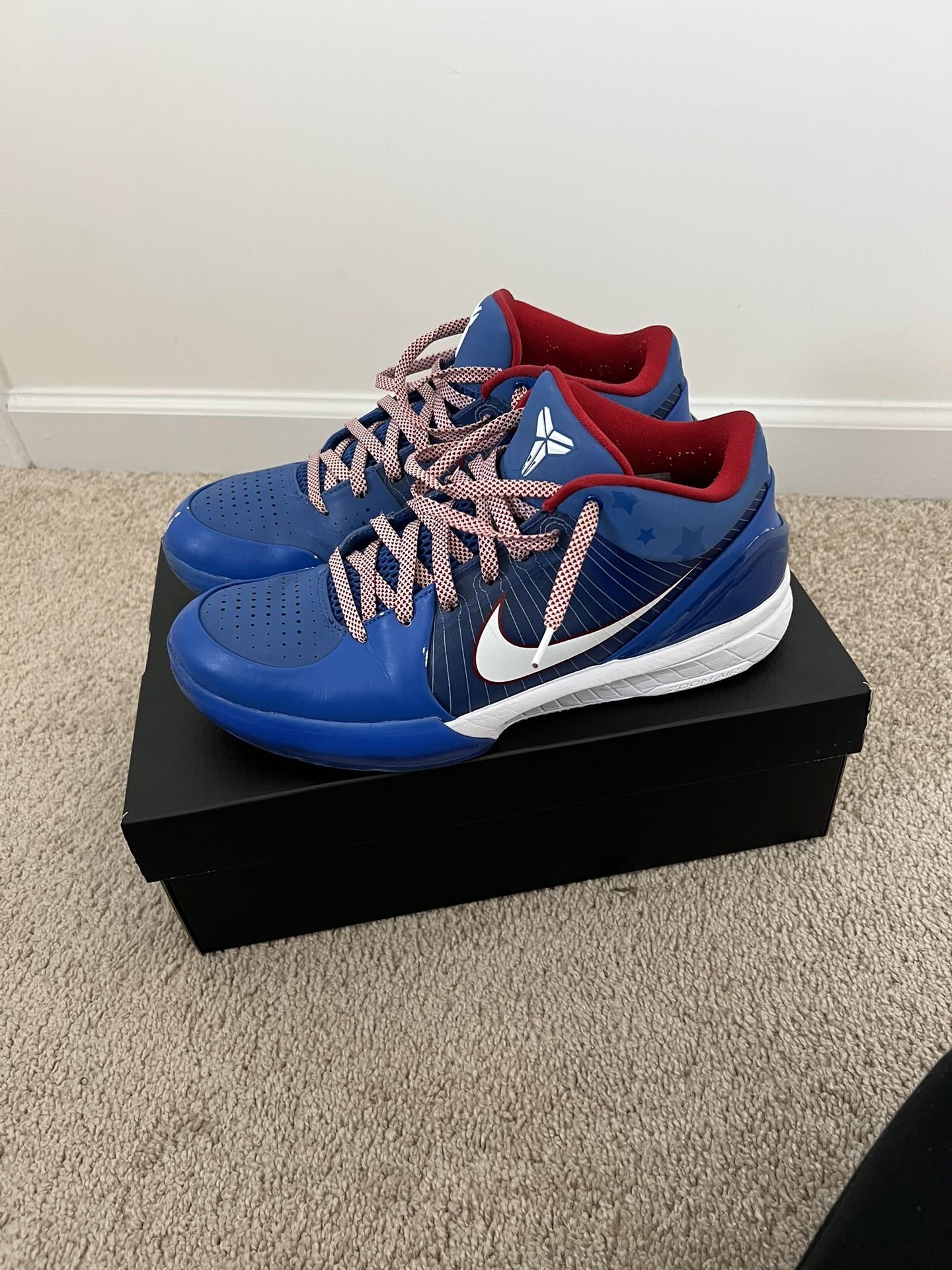 Kobe IV Protro “Philly”