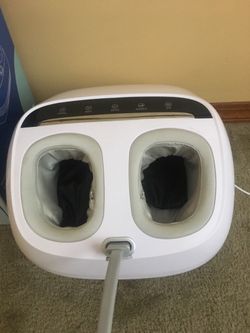 Adako Shiatsu Foot Massager with Heat for Sale in Orange Park FL