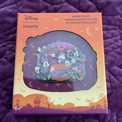 Disney Brand New Limited Edition Mickey And Friends Pin Set