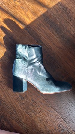 Velvet blue heels