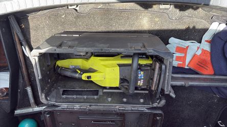 Chainsaw