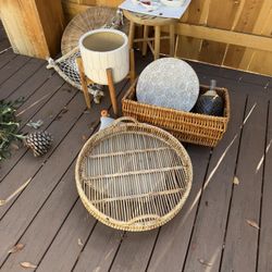 House Decor/chairs Etc 