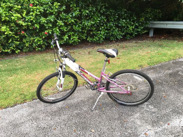 Schwinn ranger 2.4 fs women’s bike 20” for Sale in Miami, FL - OfferUp