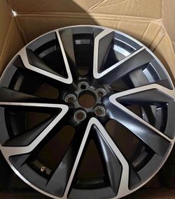 Toyota Corolla 2022 rims and tires