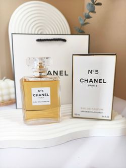 Chanel No.5 Chanel Yellow No. 5 Women's Perfume Low-key Luxury Rich Flavor 50 ml