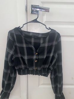 Black Plaid Cropped Long Sleeve Top