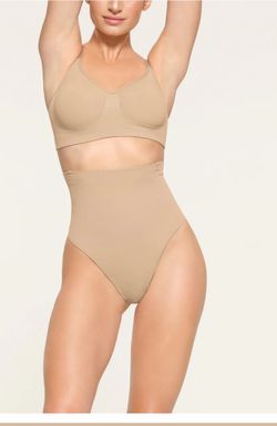 SKIMS  Body shape CORE CONTROL HIGH-WAISTED THONG 