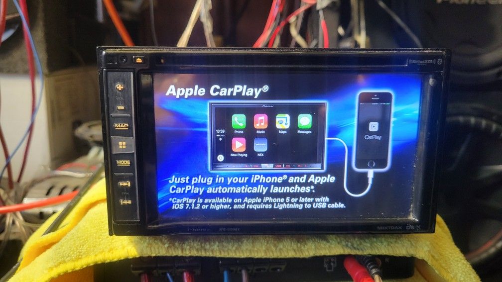 Pioneer Stereo Apple Play Bluetooth Cd DVD 