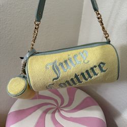 JUICY COUTURE YELLOW BARREL BAG WITH MINI KEYCHAIN