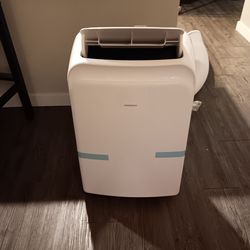Insignia 8000 BTU  portable unit