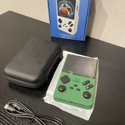 V40 PRO Upgraded Retro Handheld Game Console, Built in 35,000+Classic Games, 36+Simulators, Linux System, 3.5-inch 4K HD IPS Screen Video Player, 256G