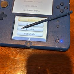 Nintendo 2DS with Super Mario Maker 