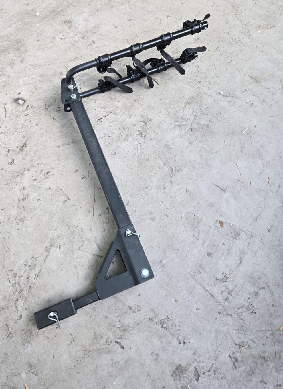 Bike rack fits 4 bikes