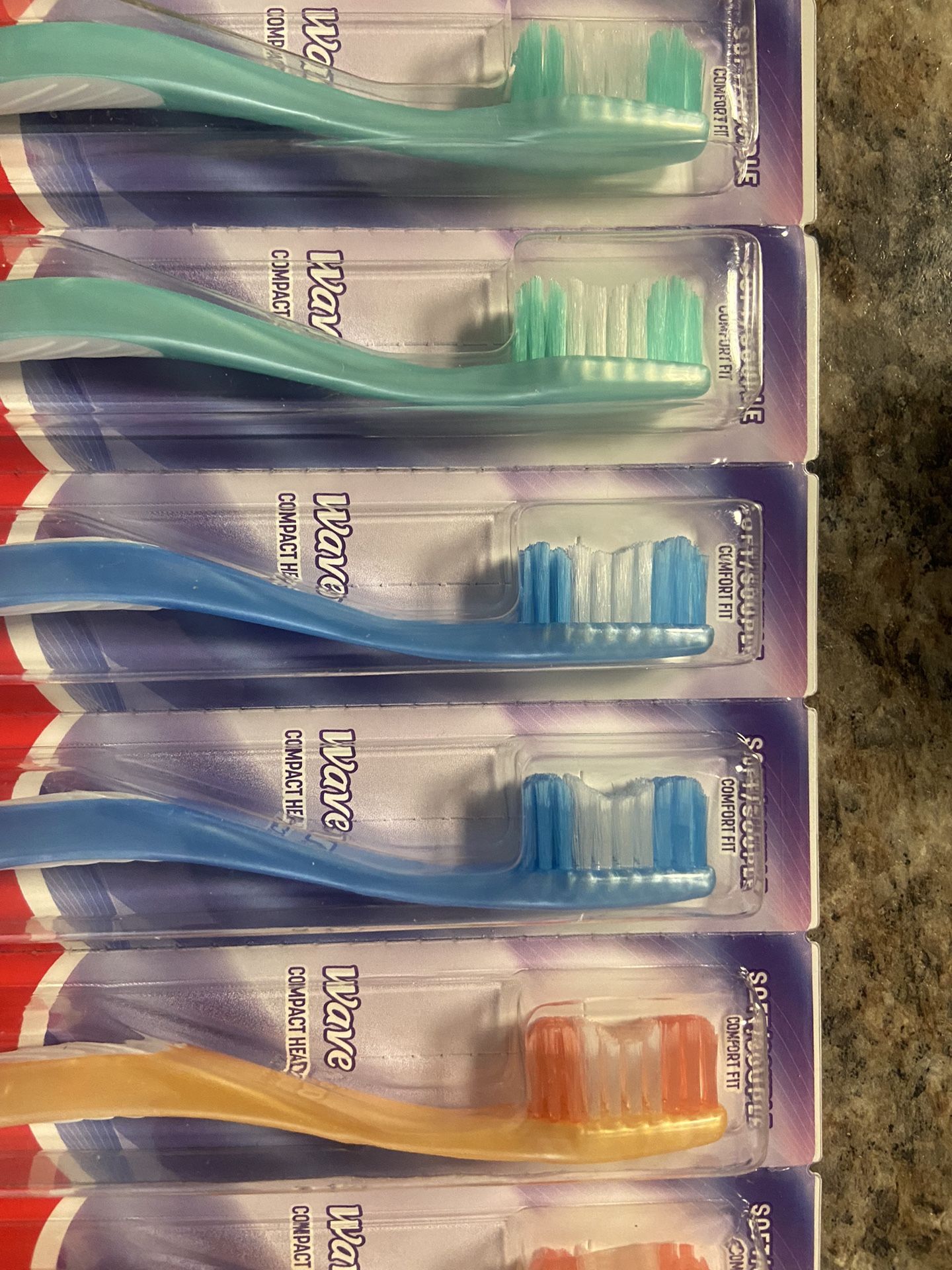 144 Colgate Toothbrushes 