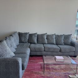 Sectional Gray Couch 