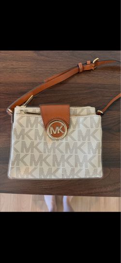 Michael Kors Crossbody