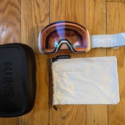 Smith 4D Mag Ski Goggles - White Vapor w/ Rose Flash Lens
