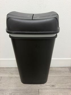 Trash can