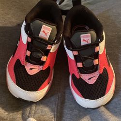 Toddler Pumas 