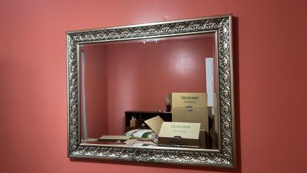 Gold pattern mirror
