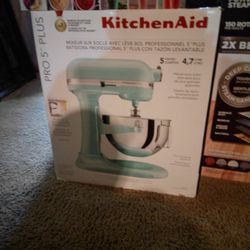 KitchenAid Pro Plus Mixer