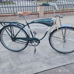 Used Schwinn Bicycle 26 Inch Balloon Green & Cream