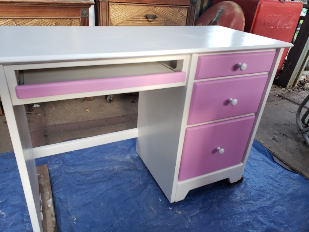 Student Desk for Sale in Riverside, CA OfferUp
