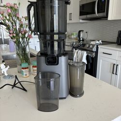Juicer machine 