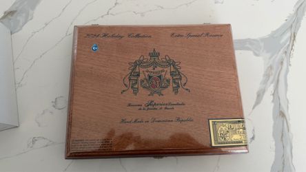 Arturo Fuente Xtremely Rare Holiday Collection, Box of 10