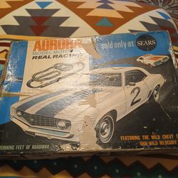 AURORA RACE SET "PLEASE READ "