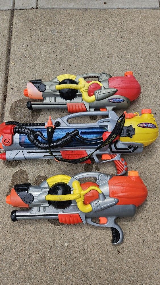 Super Soaker Water Guns