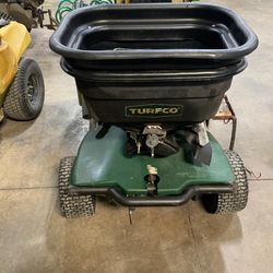 Turf Co 3100 Runs Great 2 Of Them For That Price