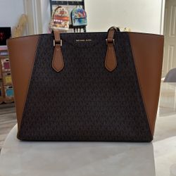 Micheal Kors Bag
