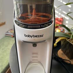 Baby Breeza Formula Maker