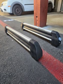 Snowboard roof rack