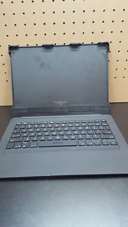 Folding plastic tablet case with Bluetooth keyboard