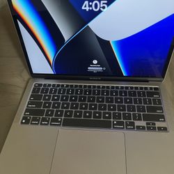 APPLE M1 LAPTOP