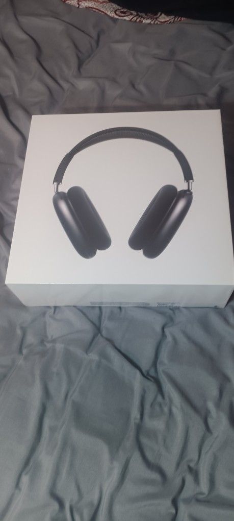NEW APPLE BLACK AIRPODS MAXES