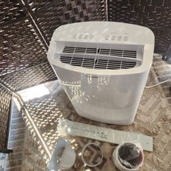 *** 14,500 BTU PORTABLE AC UNIT ***
