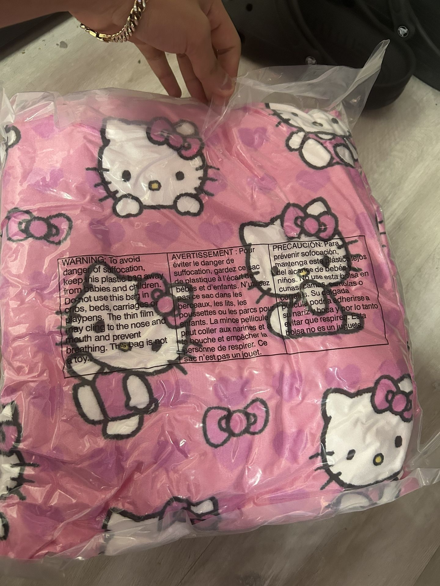 Hello Kitty Blanket