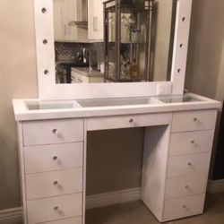 Makeup Vanity Set 