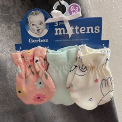 Gerber Baby Mittens & Headwear 