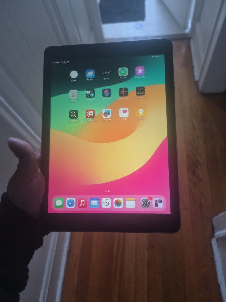 6th Generation iPad 128GB Wifi+Cellular