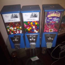 Gum Ball Machines On Stand 