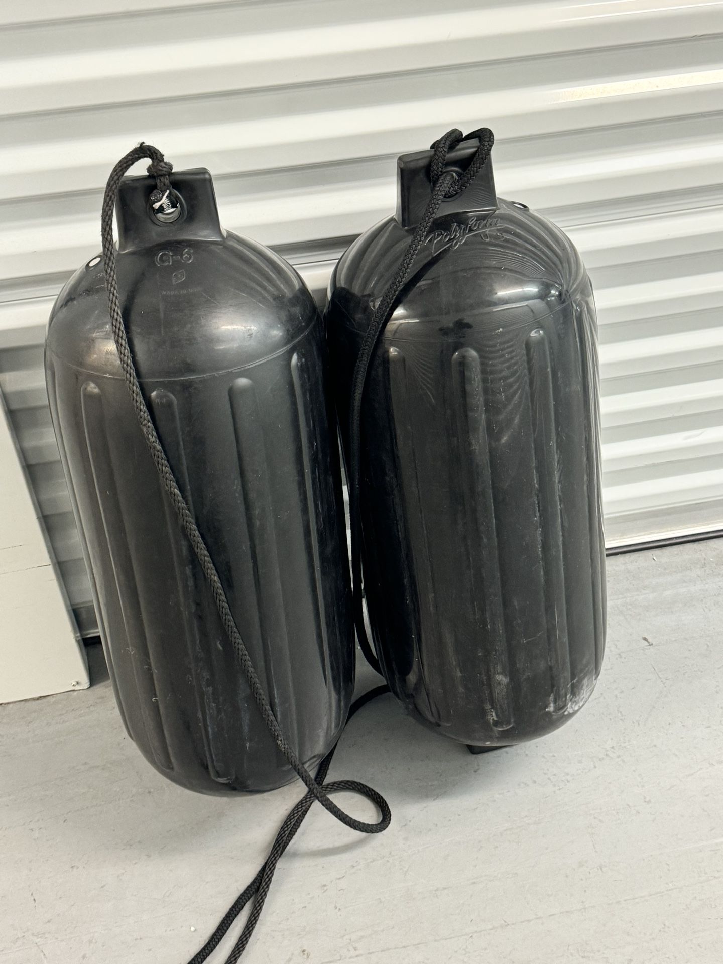 Polyform G6 Boat Fenders