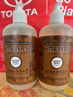 Mrs. Meyer’s hand soap - acorn spice scent