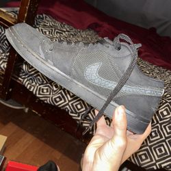 Jordan 1 Low Black Cat